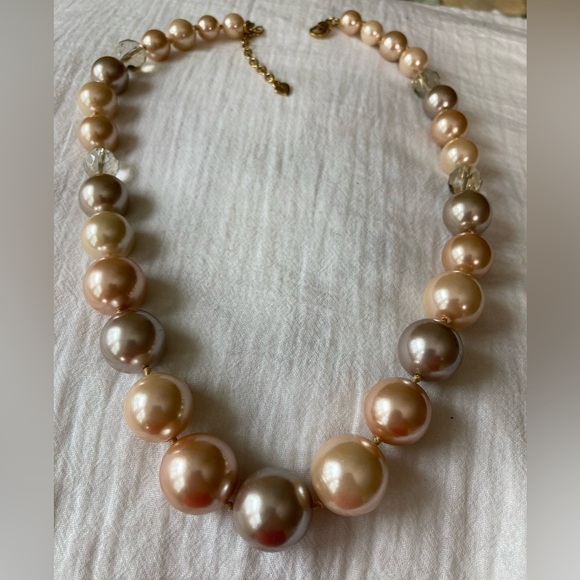 Carolee Glass Faux Pearls‎ Crystal Accents Necklace - Picture 1 of 5